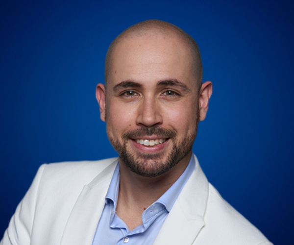 Alejandro Kei — Conferencista de Motivación